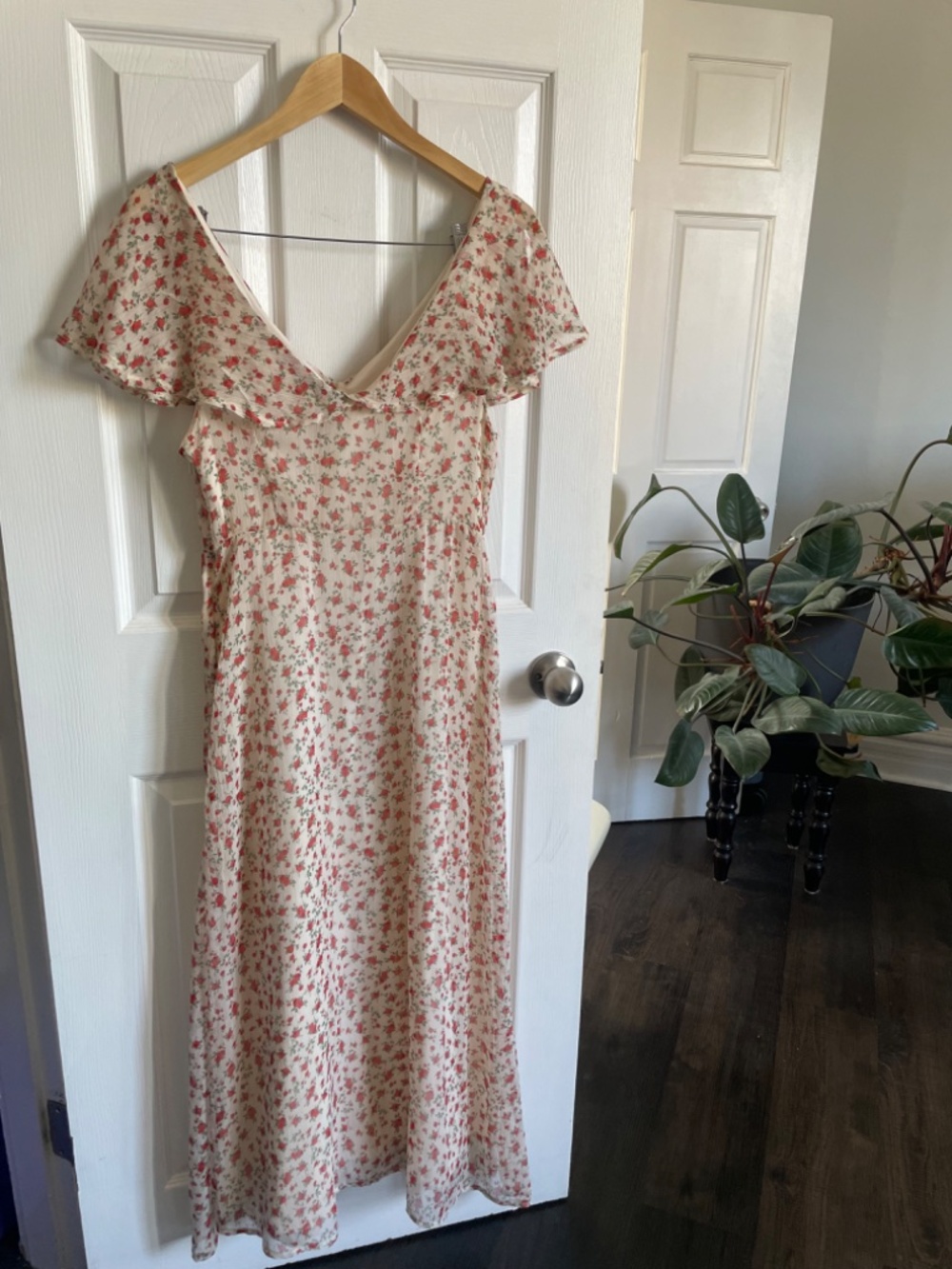 Summer Dress - Picture 2 of 4